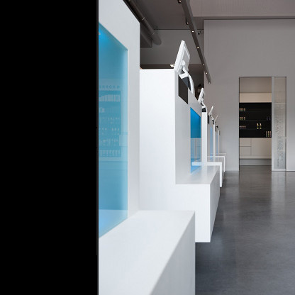 Glahn Architekten - Jordan-Apotheke Erlangen, Verkaufstresen